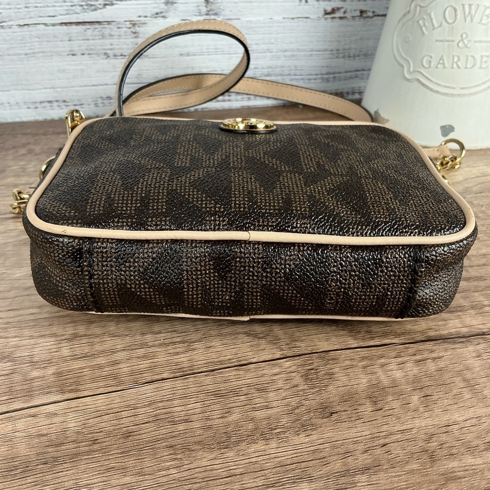 Michael Kors Fulton Small Bag Signature Brown Tan Gold Crossbody‎ Purse - Picture 8 of 11